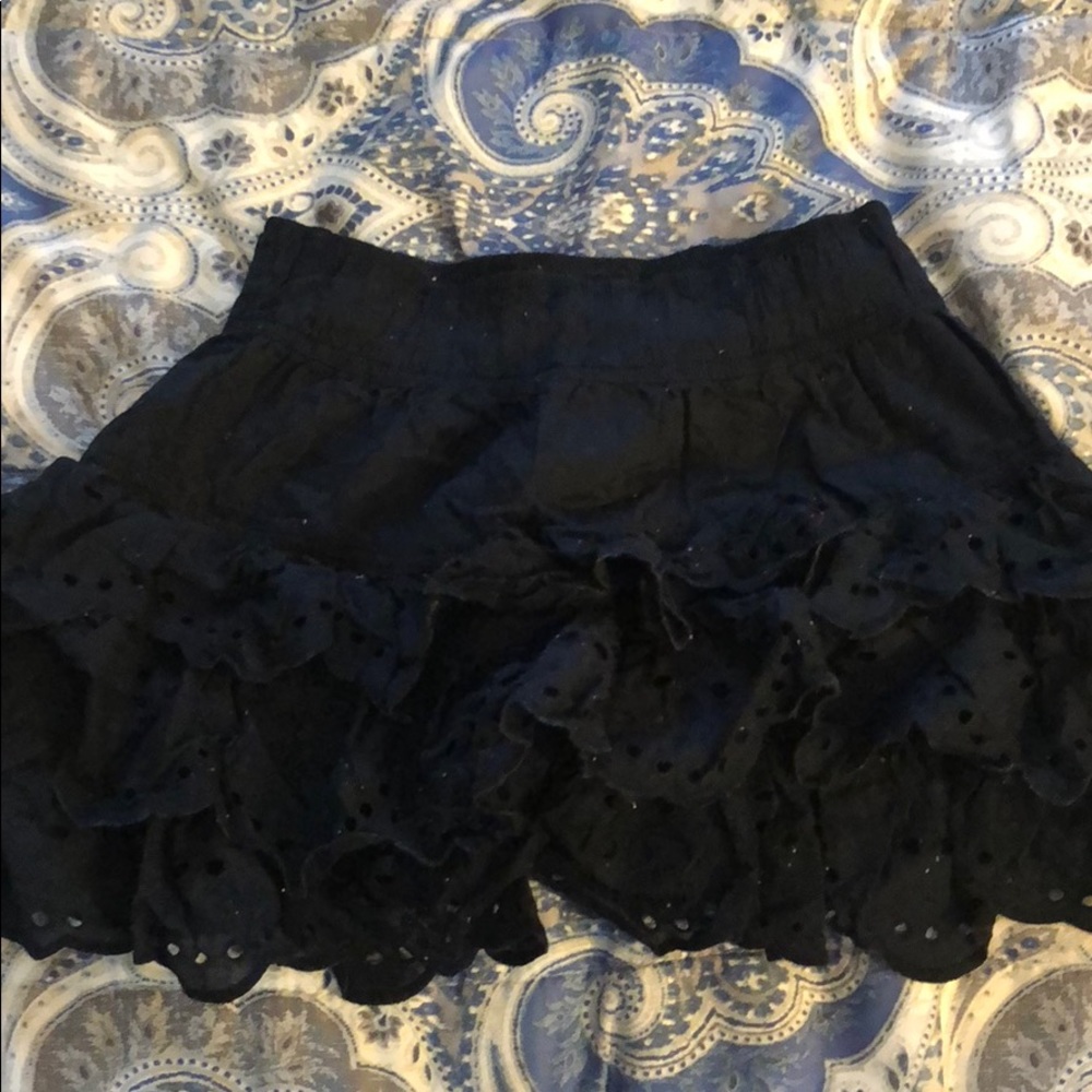 HOLLISTER RUFFLE SKIRT